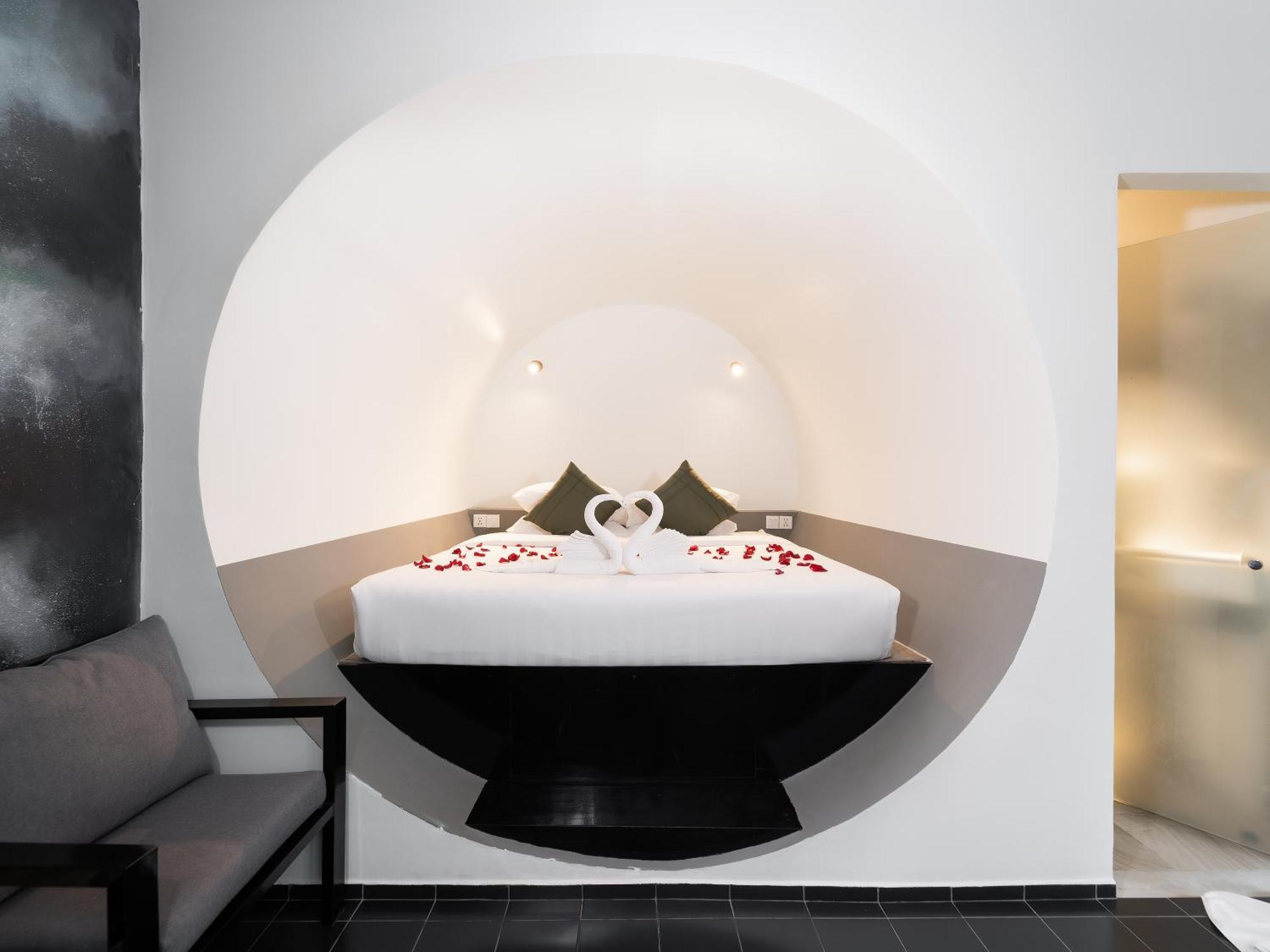 ホテル Tunnel Urban Retreat シェムリアップ エクステリア 写真