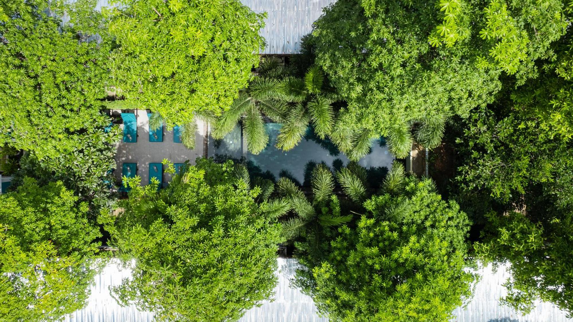 ホテル Tunnel Urban Retreat シェムリアップ エクステリア 写真